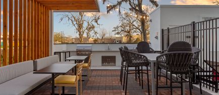 Home2 Suites - Lake Jackson Exterior