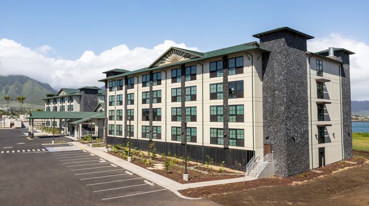 Hampton Inn & Suites Maui North Shore Exterior