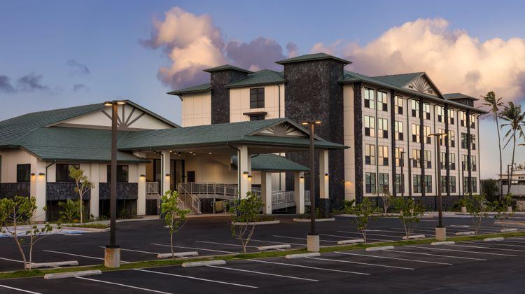 Hampton Inn & Suites Maui North Shore Exterior