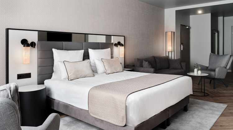 Leonardo Royal Hotel Warsaw Room