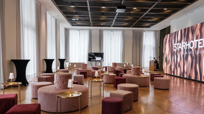 <b>Starhotels Rosa Grand Milano Meeting</b>. Images powered by <a href="https://www.leonardoworldwide.com/" title="Leonardo Worldwide" target="_blank">Leonardo</a>.