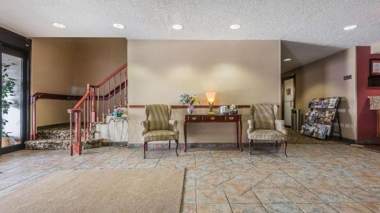 FairBridge Inn & Suites Batavia-Darien Lobby