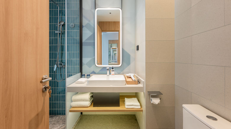 <b>Holiday Inn Exp Hongqiao CBD Room</b>. Images powered by <a href="https://www.leonardoworldwide.com/" title="Leonardo Worldwide" target="_blank">Leonardo</a>.