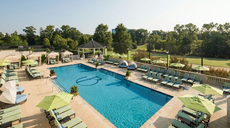 <b>The Ballantyne, a Luxury Collection Hotel Pool</b>. Images powered by <a href="https://www.leonardoworldwide.com/" title="Leonardo Worldwide" target="_blank">Leonardo</a>.