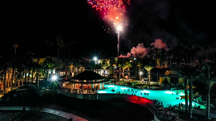 The Nautical Beachfront Resort Exterior