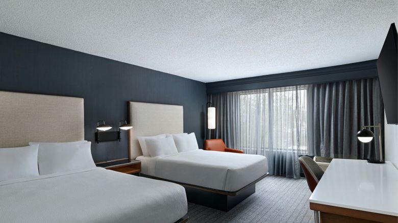 <b>Courtyard Houston The Woodlands Room</b>. Images powered by <a href="https://www.leonardoworldwide.com/" title="Leonardo Worldwide" target="_blank">Leonardo</a>.