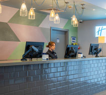 Holiday Inn Express Aberdeen Airport Exterior