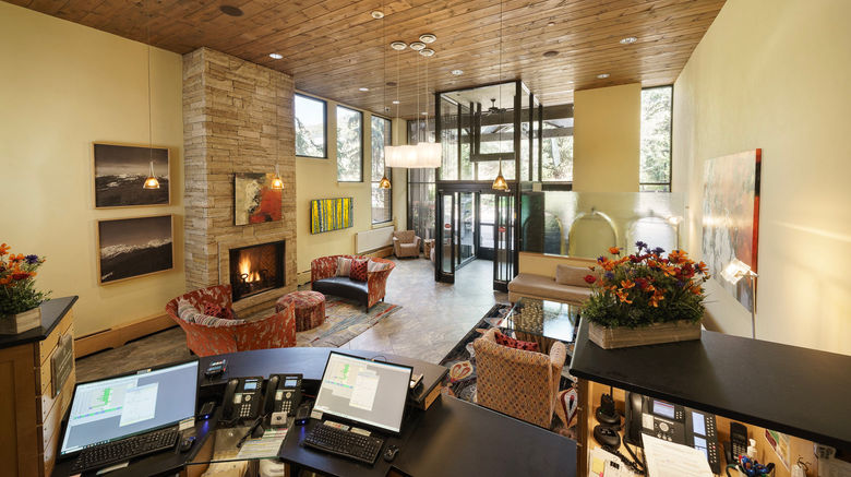 <b>Vail's Mountain Haus at the Covered Brdg Lobby</b>. Images powered by <a href="https://www.leonardoworldwide.com/" title="Leonardo Worldwide" target="_blank">Leonardo</a>.