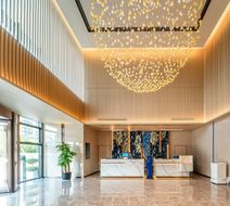 Holiday Inn Exp Kunshan Yushan Exterior