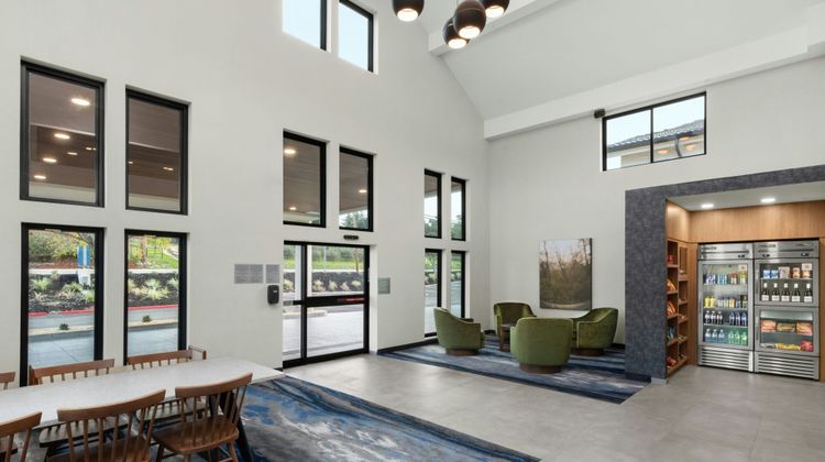 Fairfield Inn & Suites Atascadero Lobby