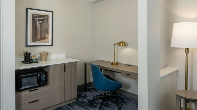<b>Fairfield Inn & Suites Lafayette South Suite</b>. Images powered by <a href="https://www.leonardoworldwide.com/" title="Leonardo Worldwide" target="_blank">Leonardo</a>.