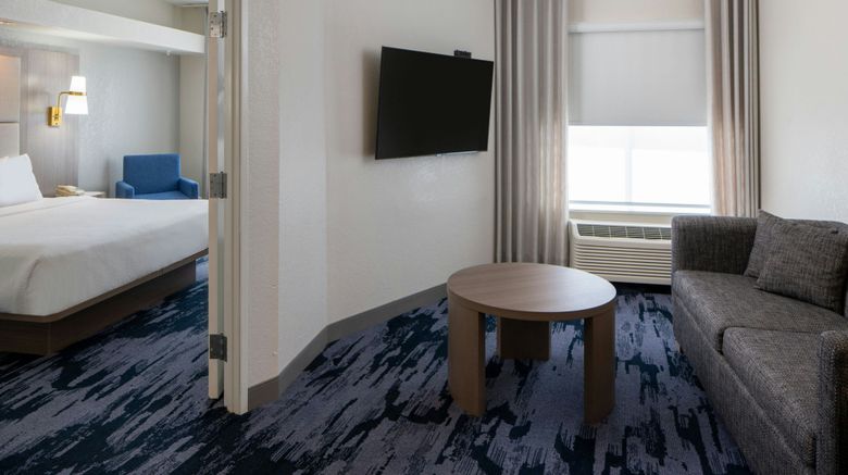 <b>Fairfield Inn & Suites Lafayette South Room</b>. Images powered by <a href="https://www.leonardoworldwide.com/" title="Leonardo Worldwide" target="_blank">Leonardo</a>.