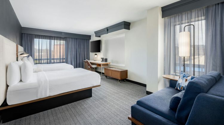 Courtyard Chattanooga Downtown Room