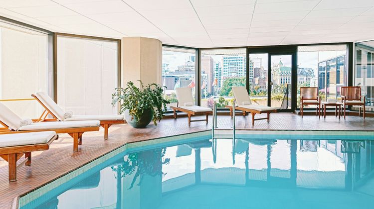 The Westin Ottawa Pool