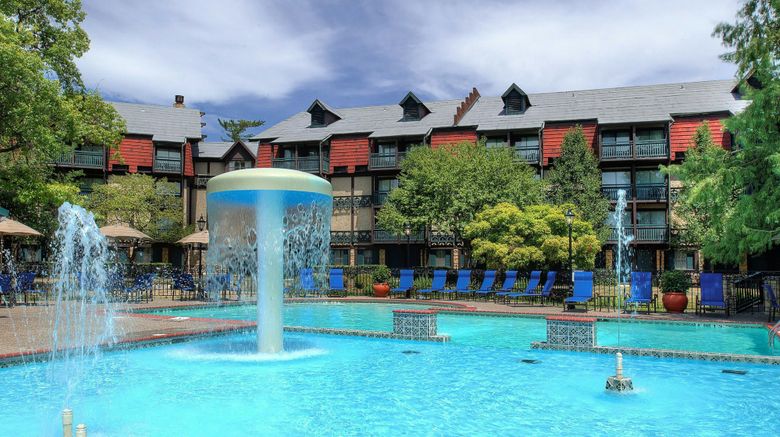 <b>Sheraton Westport Chalet Hotel St. Louis Pool</b>. Images powered by <a href="https://www.leonardoworldwide.com/" title="Leonardo Worldwide" target="_blank">Leonardo</a>.