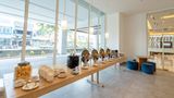 Holiday Inn Exp Suites Banjarmas Restaurant