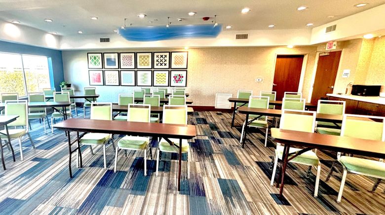 <b>Holiday Inn Express & Suites Westchase Meeting</b>. Images powered by <a href="https://www.leonardoworldwide.com/" title="Leonardo Worldwide" target="_blank">Leonardo</a>.