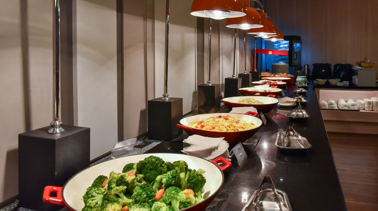 Holiday Inn Express Taipei Train Station Restaurant
