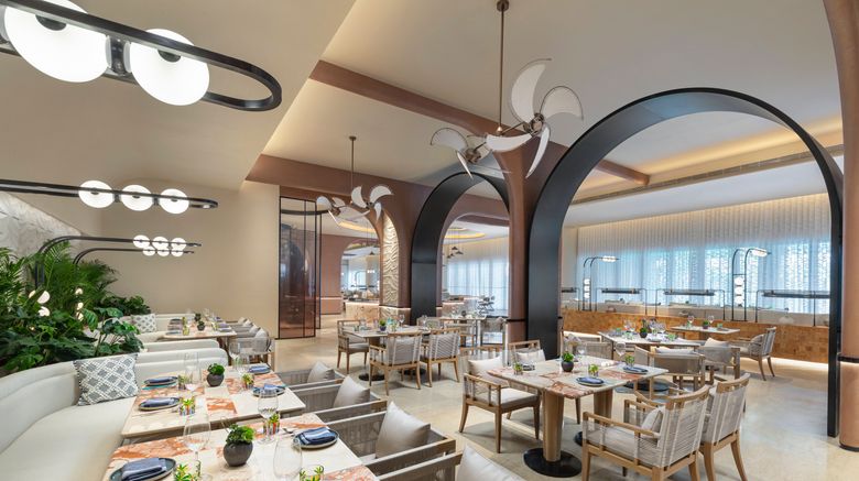 <b>Hotel Indigo Hainan Clear Water Bay Restaurant</b>. Images powered by <a href="https://www.leonardoworldwide.com/" title="Leonardo Worldwide" target="_blank">Leonardo</a>.