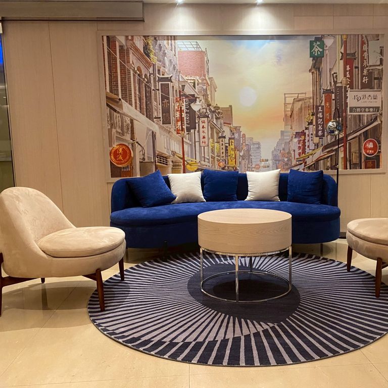 Holiday Inn Express Taipei Train Station