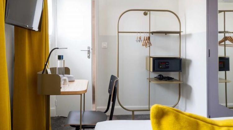 Hotel Des Mines Room