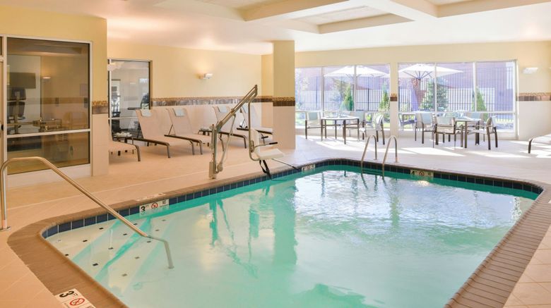 <b>Courtyard Columbus Grove City Pool</b>. Images powered by <a href="https://www.leonardoworldwide.com/" title="Leonardo Worldwide" target="_blank">Leonardo</a>.