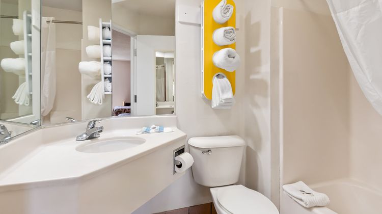 Scottish Inns & Suites North Hershey Room