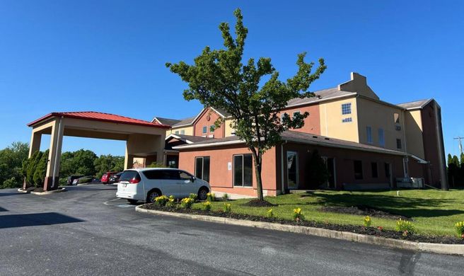 Scottish Inns & Suites North Hershey Exterior