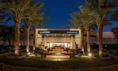 Le Meridien Dubai Hotel & Conference Ctr