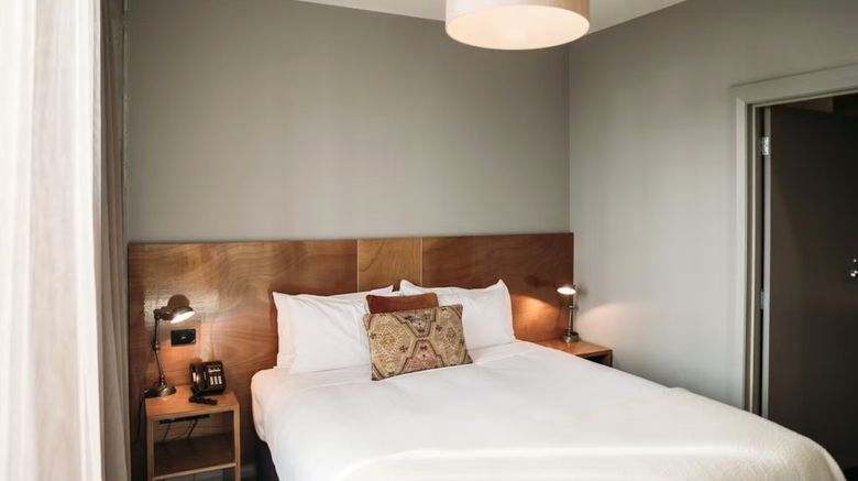 <b>King & Queen Hotel Suites Suite</b>. Images powered by <a href="https://www.leonardoworldwide.com/" title="Leonardo Worldwide" target="_blank">Leonardo</a>.