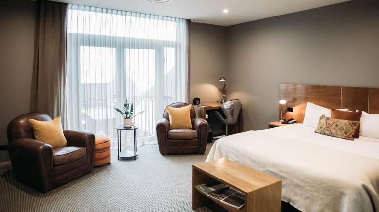 <b>King & Queen Hotel Suites Suite</b>. Images powered by <a href="https://www.leonardoworldwide.com/" title="Leonardo Worldwide" target="_blank">Leonardo</a>.