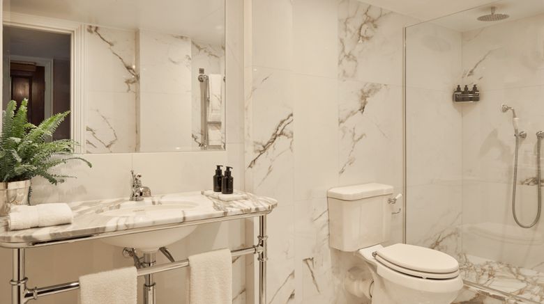 <b>The Milestone Hotel and Residences Room</b>. Images powered by <a href=https://www.travelagewest.com/Hotels/London/