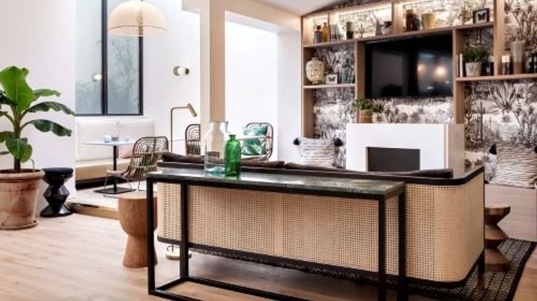 <b>Doisy Hotel Lobby</b>. Images powered by <a href="https://www.leonardoworldwide.com/" title="Leonardo Worldwide" target="_blank">Leonardo</a>.