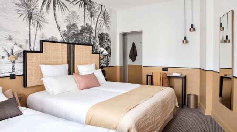 <b>Doisy Hotel Room</b>. Images powered by <a href="https://www.leonardoworldwide.com/" title="Leonardo Worldwide" target="_blank">Leonardo</a>.