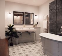 Calcot & Spa Room