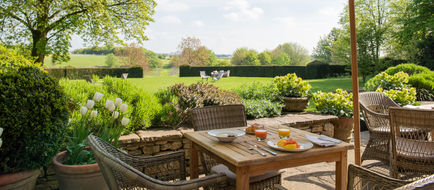 Calcot & Spa Exterior