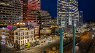 Moxy by Marriott Cincinnati
