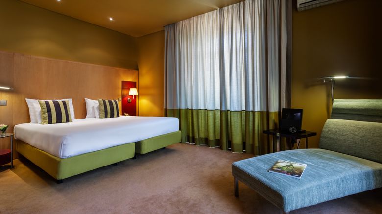 <b>Pestana Palacio do Freixo Suite</b>. Images powered by <a href="https://www.leonardoworldwide.com/" title="Leonardo Worldwide" target="_blank">Leonardo</a>.
