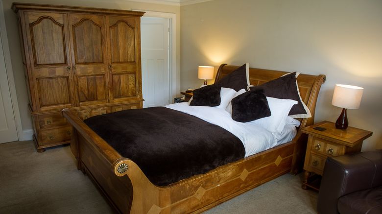 <b>Claverton Country House Room</b>. Images powered by <a href="https://www.leonardoworldwide.com/" title="Leonardo Worldwide" target="_blank">Leonardo</a>.