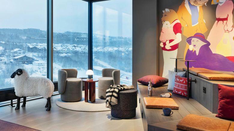 <b>Moxy Tromso Lobby</b>. Images powered by <a href="https://www.leonardoworldwide.com/" title="Leonardo Worldwide" target="_blank">Leonardo</a>.