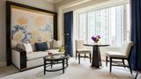 <b>The Peninsula Chicago Room</b>. Images powered by <a href="https://www.leonardoworldwide.com/" title="Leonardo Worldwide" target="_blank">Leonardo</a>.
