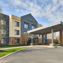 Fairfield Inn & Suites Rochester East