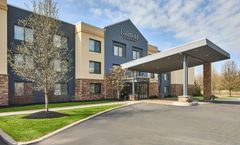 Fairfield Inn & Suites Rochester East