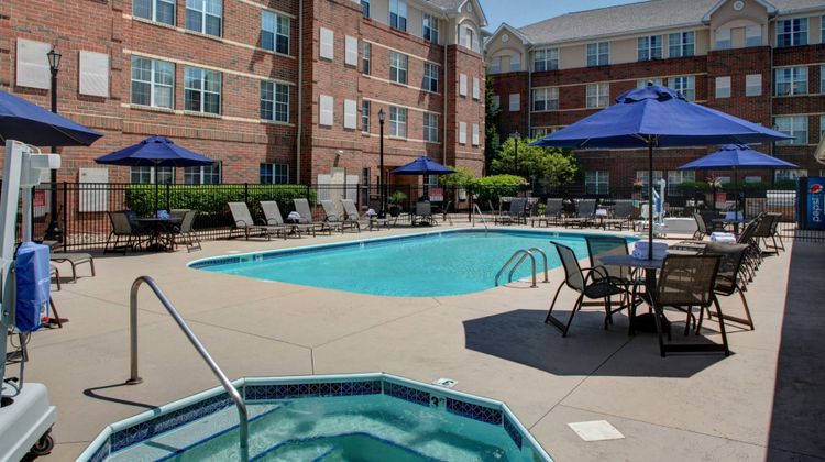 Residence Inn Cleveland Beachwood Pool