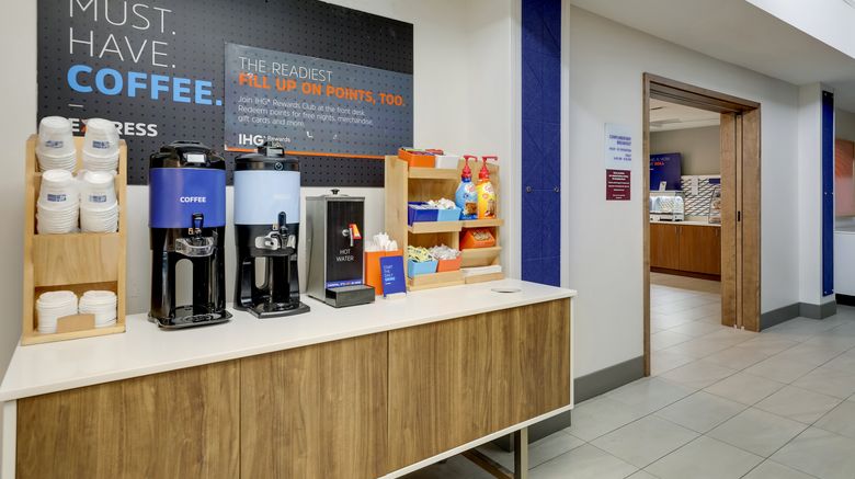 <b>Holiday Inn Express & Suites Hinesville Lobby</b>. Images powered by <a href="https://www.leonardoworldwide.com/" title="Leonardo Worldwide" target="_blank">Leonardo</a>.