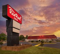 Red Roof Inn Richmond, VA Exterior