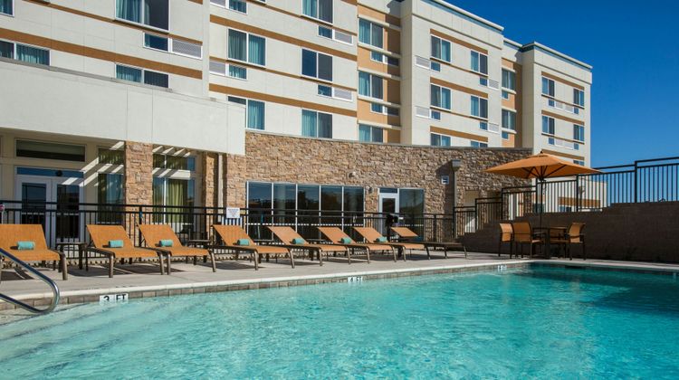 Courtyard Midlothian Conference Center Pool