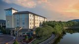 Hotel Indigo Jacksonville Deerwood Park Exterior