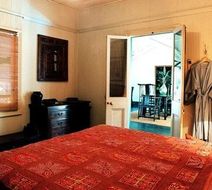 Pinctada McAlpine House Room
