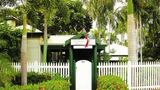 Pinctada McAlpine House Exterior
